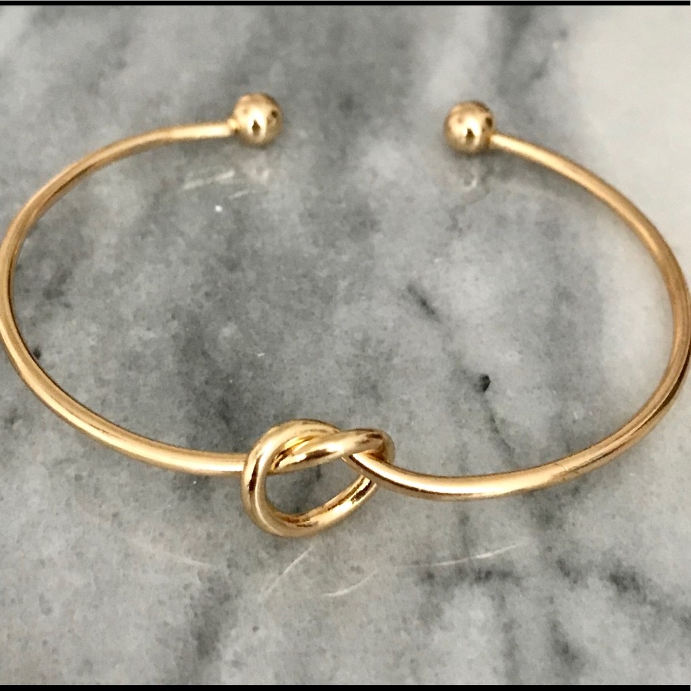 NWOT - Gold Fill Love Knot Bangle Bracelet